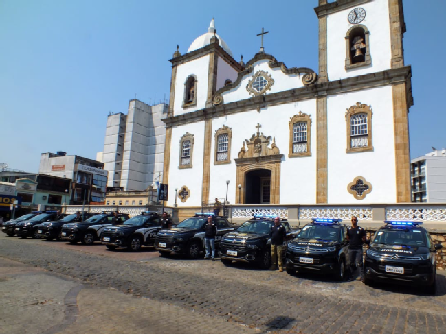 13° Departamento realiza apresentação das novas viaturas em Barbacena